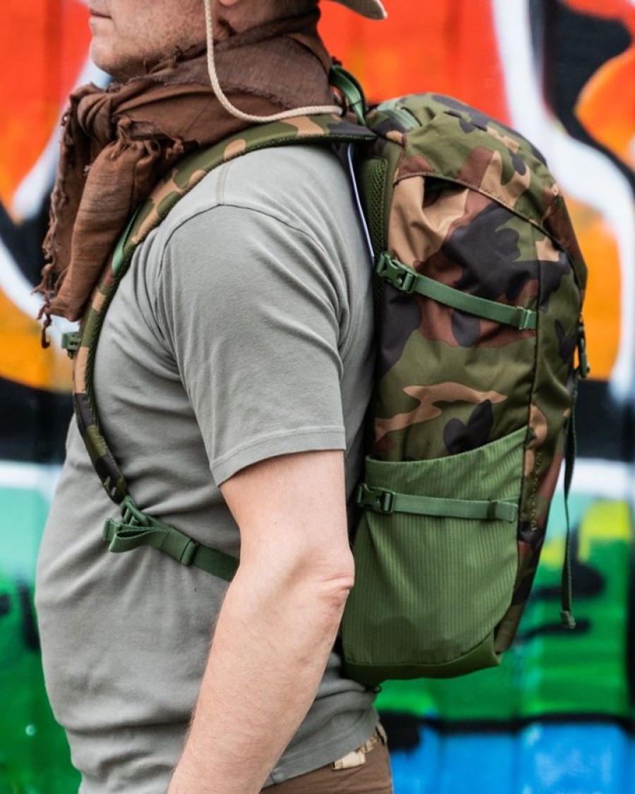 Varusteet Tuotemerkeittäin | Herschel Barlow Reppu Woodland Camo